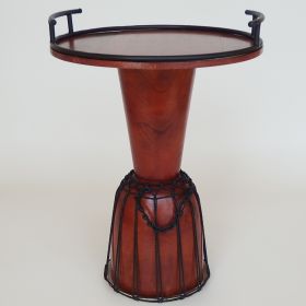 tafel-hout-djembe