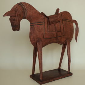 paard-metaal-beschilderd