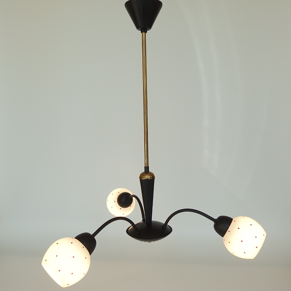 Vintage verlichting - Lumina lampenkappen uit eigen atelier, en antiek meubilair